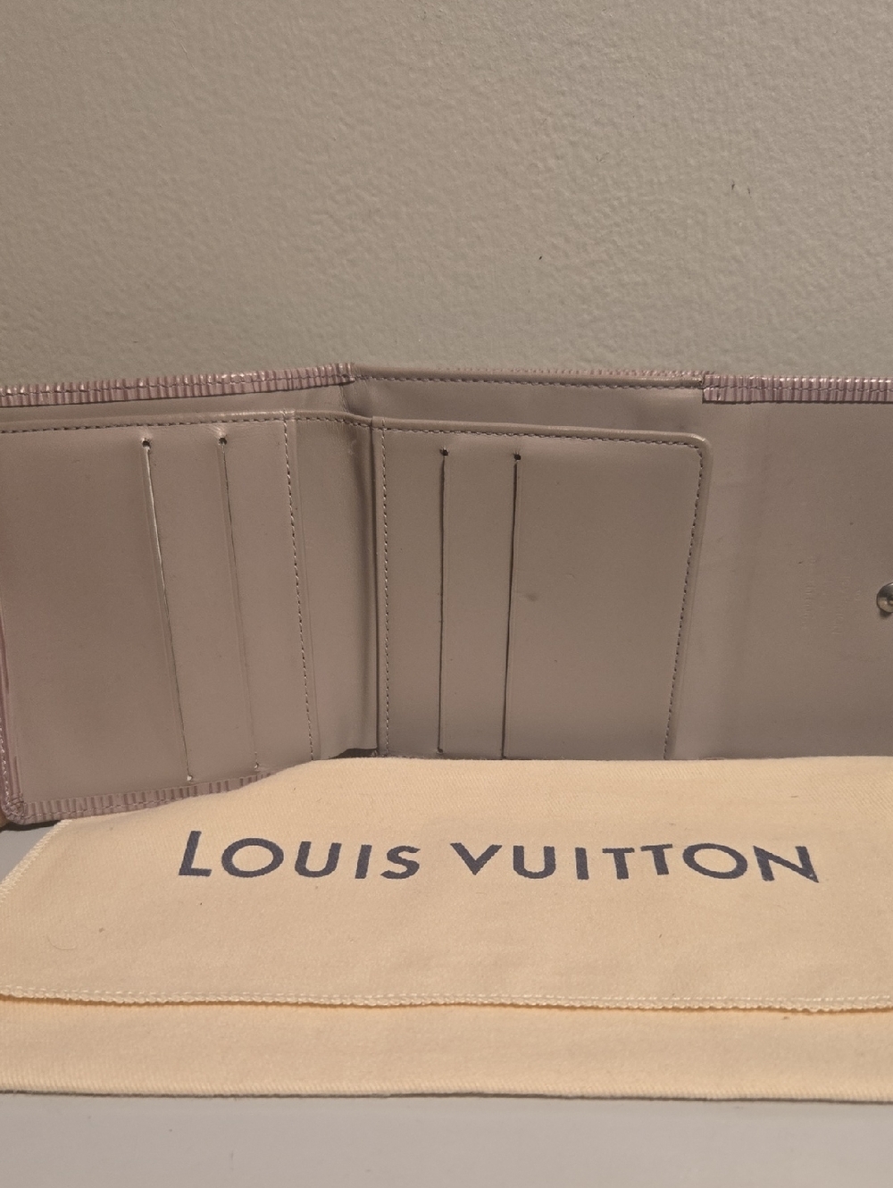 Louis Vuitton Lilac Epi Porte Monet Leather Wallet - Picture 3 of 14